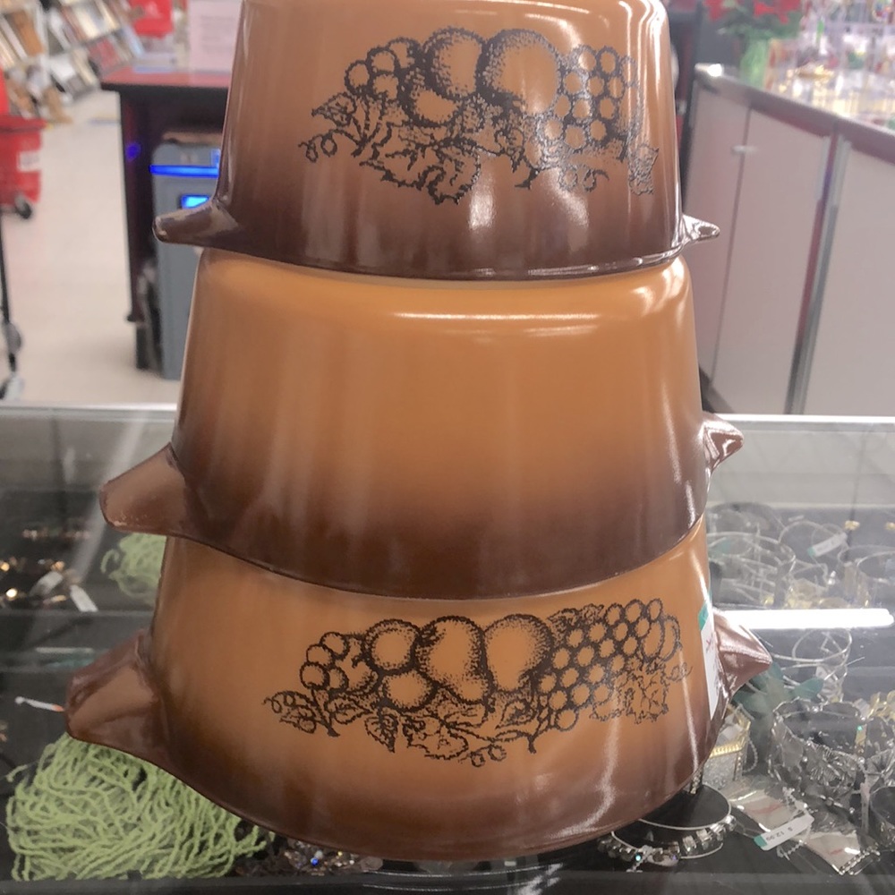 PYREX Old Orchard Cinderella Bowls set of 3
